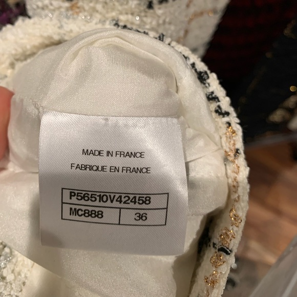 Chanel Sz 36/Small Robot white/off-white tweed skirt 2017 Data Center collection - Picture 6 of 7